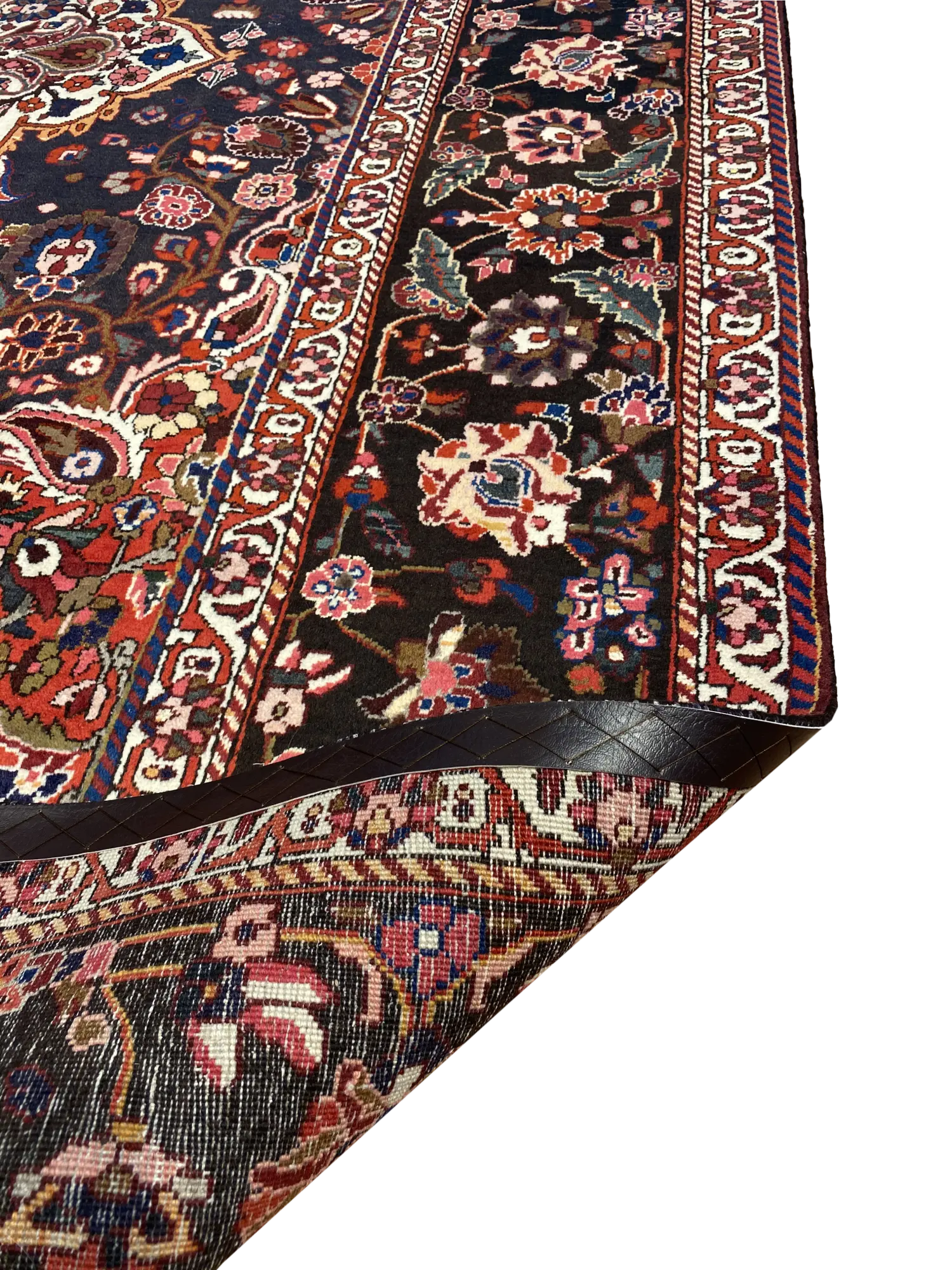 Vintage Persian Bakhtiari 9' 10" x 12' 10" Handmade Area Rug - Shabahang Royal Carpet