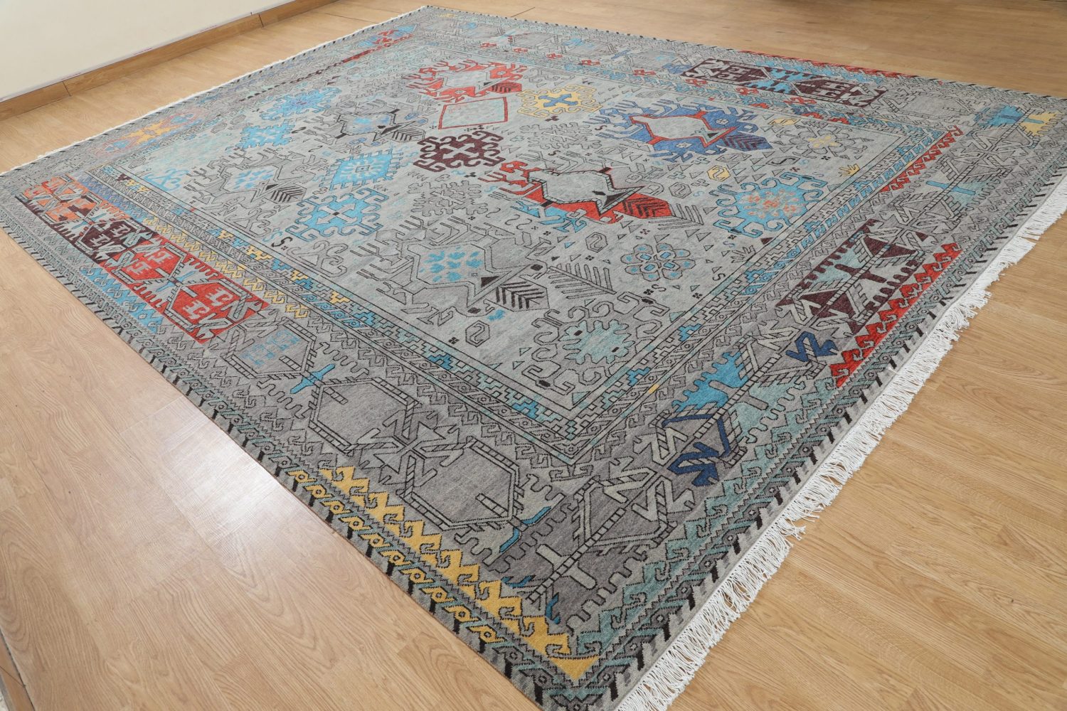 Karajeh 9' 2" x 12' 3" Handmade Area rug